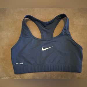 Nike Sports Bra - size S
